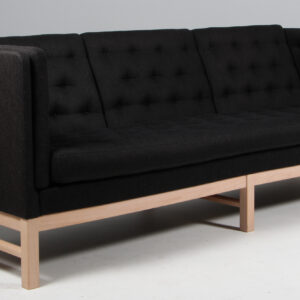 Erik Ole Jørgensen tre personers sofa, model EJ315, Savak