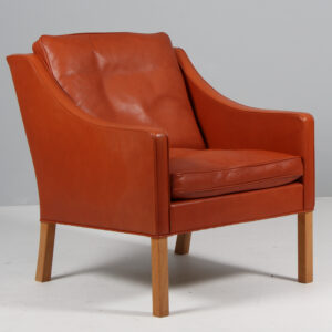 Børge Mogensen. Lænestol, model 2207. Original betrukket cognac
