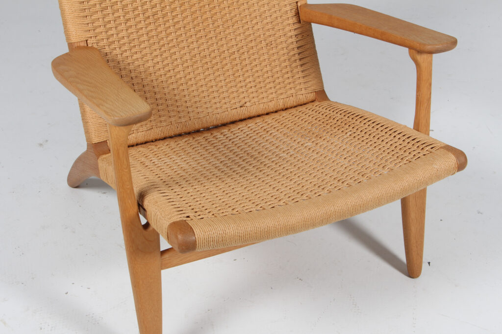 Hans J. Wegner vintage lænestol af sæbebehandlet eg, model CH25 - Billede 5