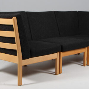 Hans J. Wegner modulsofa af bøg og Hallingdal uld, model GE280