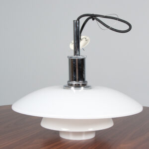 Poul Henningsen pendel af opal glas, model 4½/4