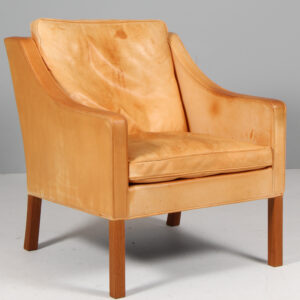Børge Mogensen. Lænestol, model 2207. Original betrukket Natur læder