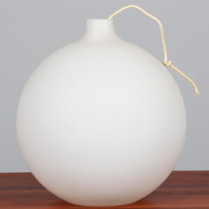 Vilhelm Wohlert pendel af opal glas, model Satellit