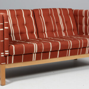 Erik Ole Jørgensen to personers sofa, model EJ315, Savak
