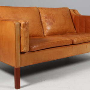 Børge Mogensen. Fritstående to pers. sofa, model 2212. Original betrukket