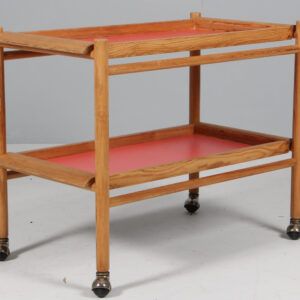 Dansk Møbelproducent bakkebord af Oregon pine