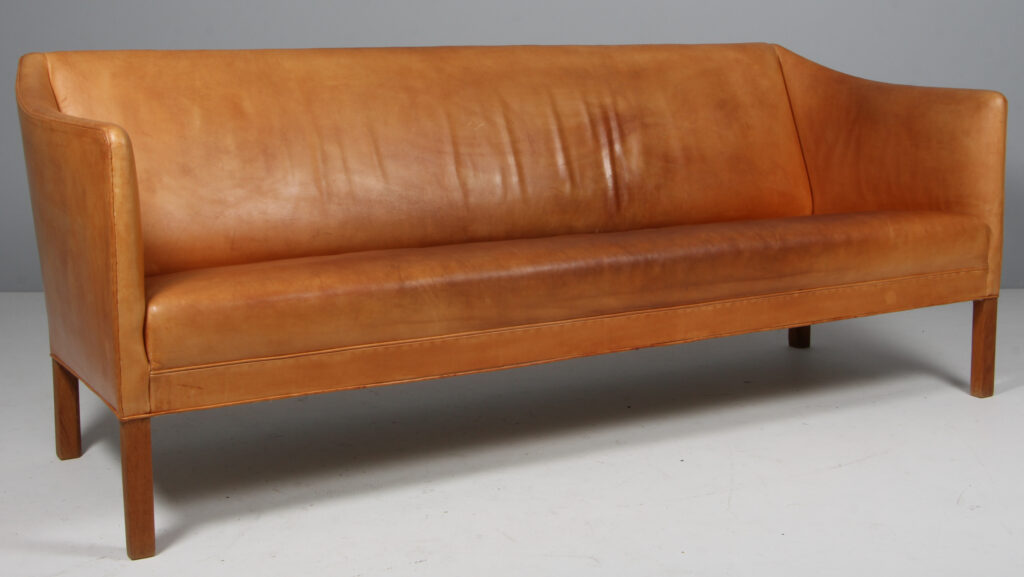Ejner Larsen & Aksel Bender Madsen tre personers sofa, Slotsholm Serien. Original betrukket
