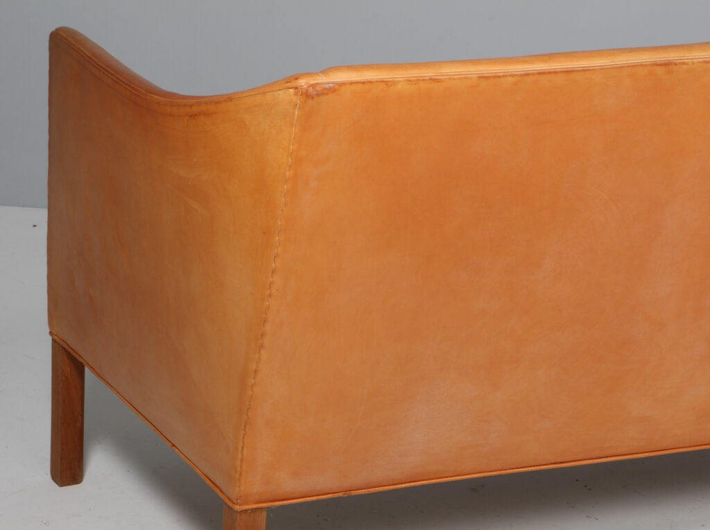 Ejner Larsen & Aksel Bender Madsen tre personers sofa, Slotsholm Serien. Original betrukket - Billede 4