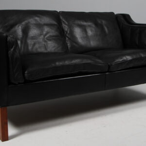 Børge Mogensen. Fritstående to pers. sofa, model 2212. Original betrukket