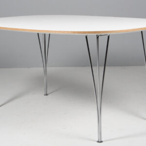 Piet Hein. Superellipse spisebord, ny Fenix laminat