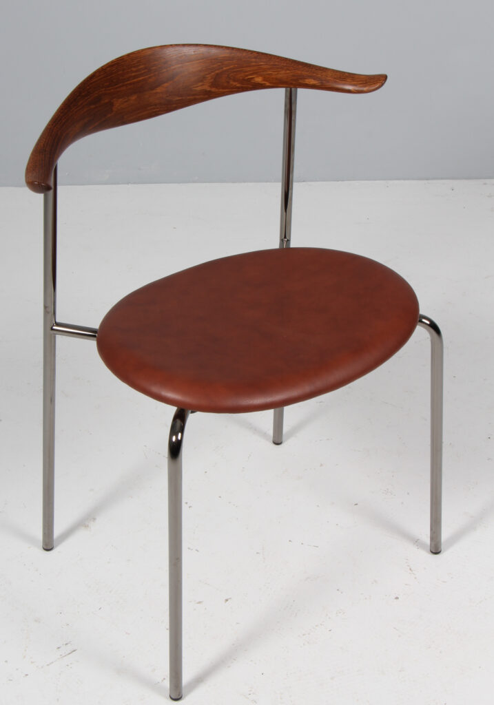 Hans J. Wegner armstol af røget eg og læder. Model CH88 - Billede 2