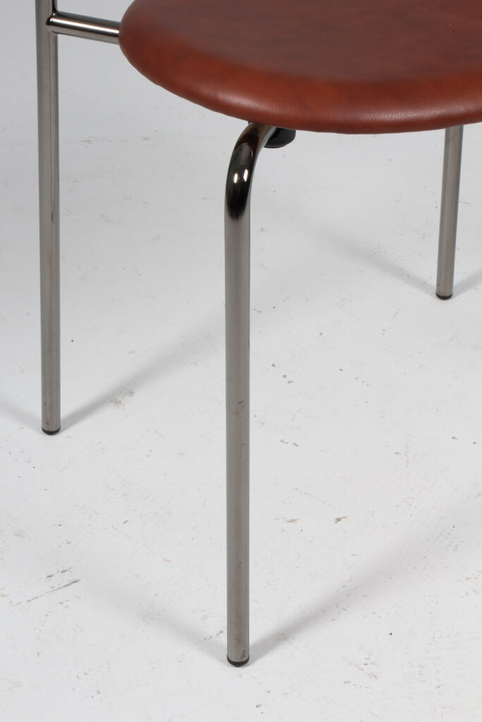 Hans J. Wegner armstol af røget eg og læder. Model CH88 - Billede 6